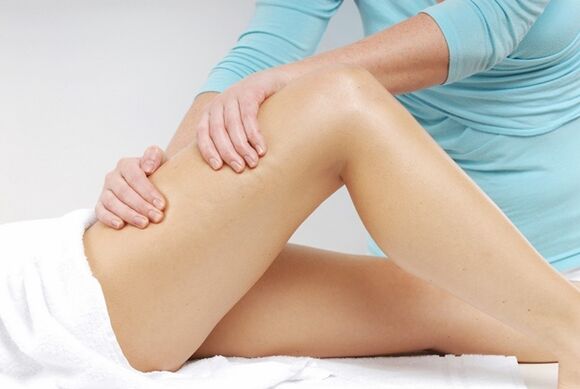 Carrying out massage for varicose veins of the lower extremities